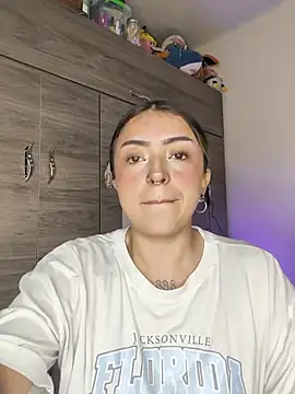 Val_Laun Webbikameraesitys