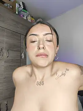 Czat XXX na żywo – Val_Lau