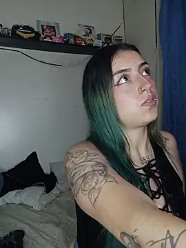 Val_Lau Chat XXX in diretta