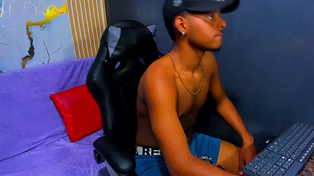 joel_embid webcam show