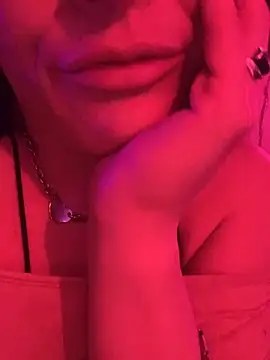 Show modela La_morena_guappa na web-kameri