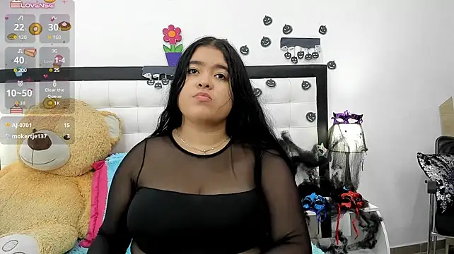 دردشة Isabella_18 الجنسية المباشرة