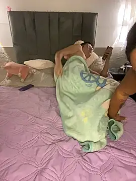 pokajontas Шоу с уебкамера