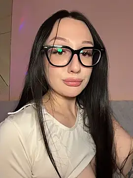 Show modela BonnyWantsYou na web-kameri