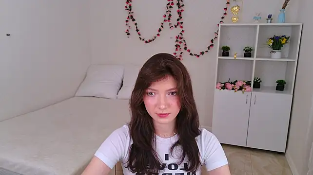 OwlEva Live XXX-Chat