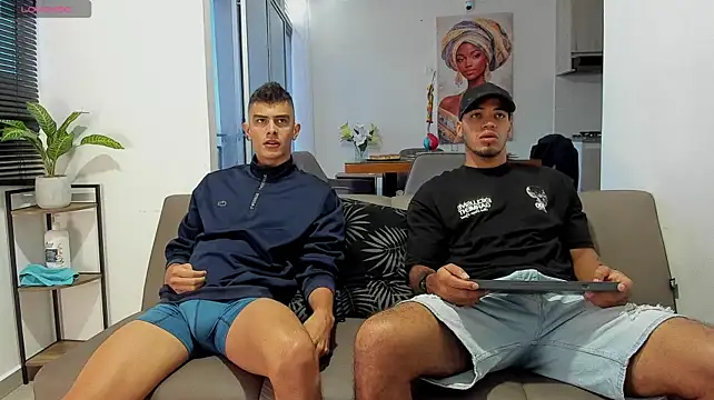 friends_str8: вебкам-шоу