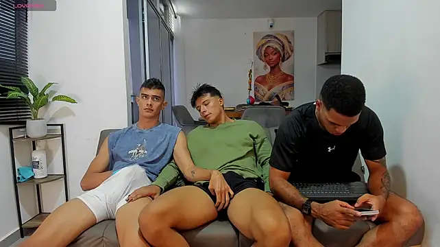 friends_str8 在線直播表演