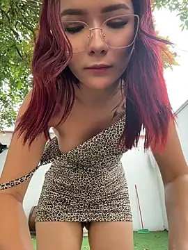 XXX chat uživo modela Nai-velvel