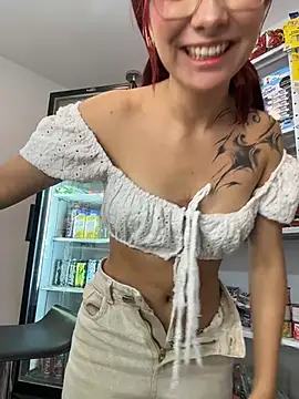 Nai-velvel's Webcam Show
