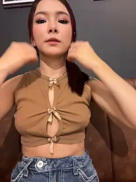 Nai-velvel's Webcam Show