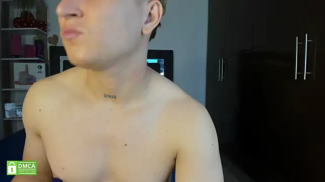 Dilan_Blondのウェブカメラショー