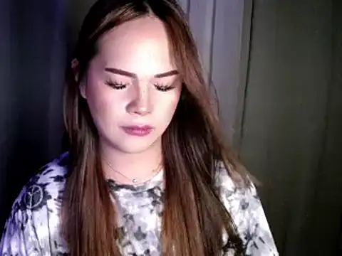 sweetsassydoll 网络视讯表演