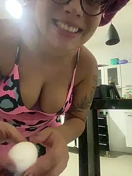 Ravennaliz's Live XXX Chat
