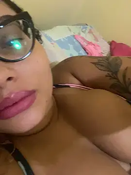 Show de Ravennaliz na webcam