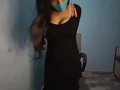 Sneha201 Chat XXX in diretta