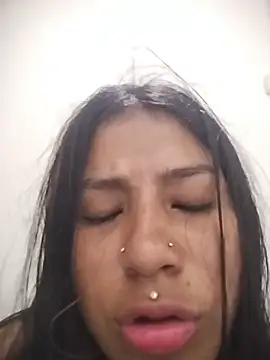 Webkamerová show SQUIRTKITTY_