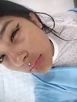 SQUIRTKITTY_ Webcam Show
