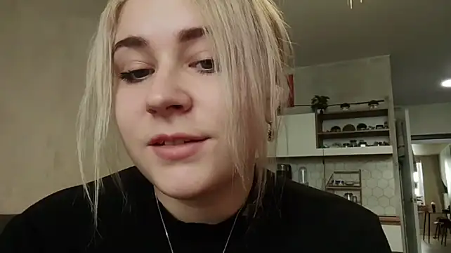 IsaWhitton 网络视讯表演