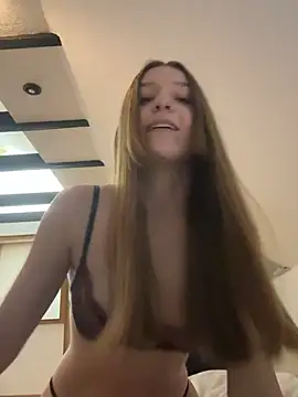 MyCherryKiss – webcam-show