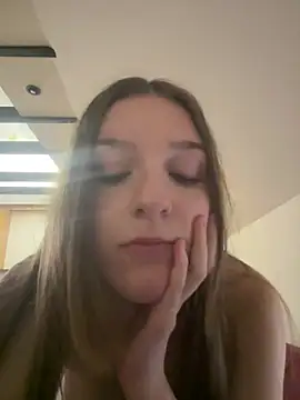 MyCherryKiss Webcam show