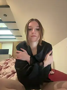 MyCherryKiss Webcam show