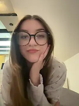 MyCherryKiss – webcam-show