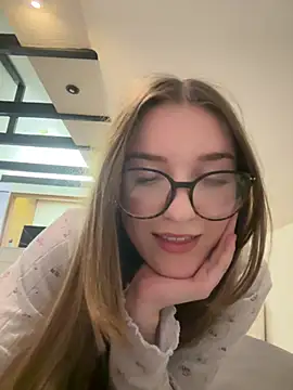 MyCherryKiss Adlı Modelin Web Kamerası Şovu