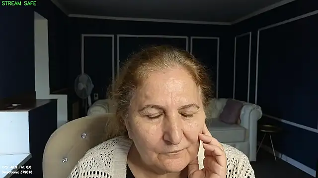 Rina_Rainn Webbikameraesitys