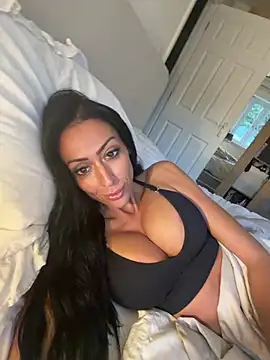 Webkamerová show KinkyKirstiexx