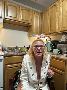 Goldie33 Show in webcam