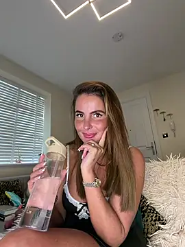 SweetSiennax – webcam-show