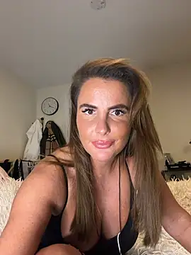 XXX chat uživo modela SweetSiennax