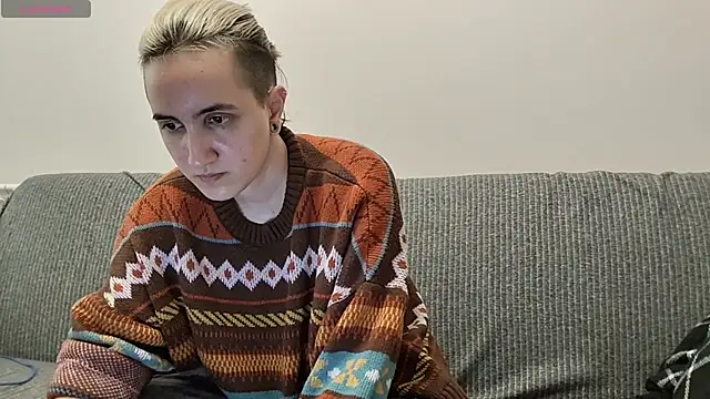 MiguelGray Show in webcam