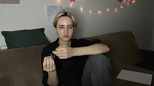 MiguelGray Webcam show