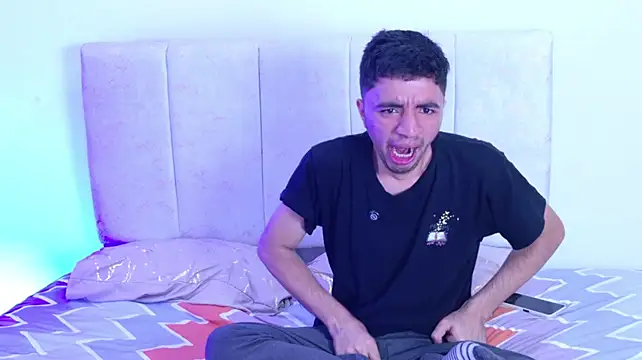 manuel_oa webcam show