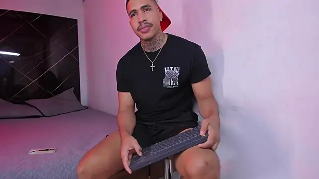 Chirshot_ Webcam Show