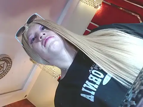 MEGANEVANS05 – webcam-show