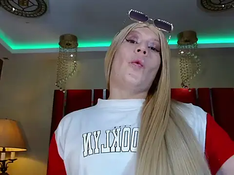MEGANEVANS05 Adlı Modelin Web Kamerası Şovu