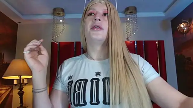 MEGANEVANS05 – Kamerová šou