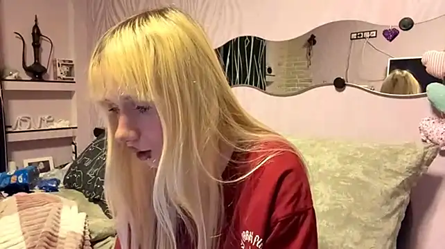 XXX chat uživo modela Blondilis