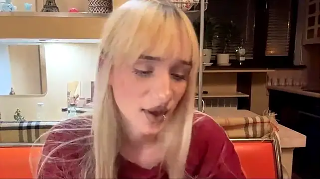 Blondilis Obrolan Langsung XXX