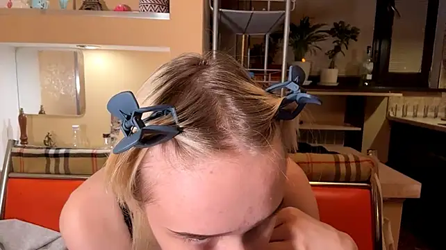 Blondilis Live XXX-Chat