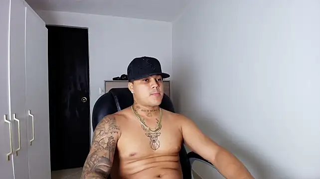 Sloganxxxx webcam show