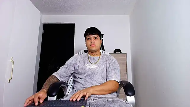 Sloganxxxx Webcam-Show