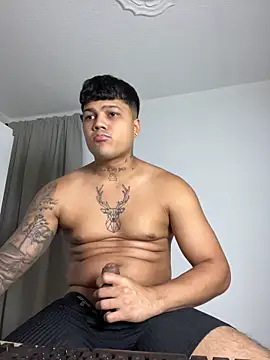 Sloganxxxx Show in webcam