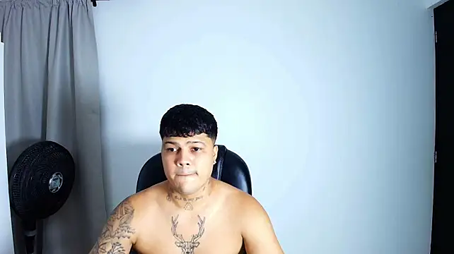 Sloganxxxx Webcam show