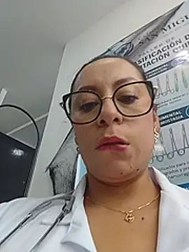 Show de Dr-Kathy_23 na webcam
