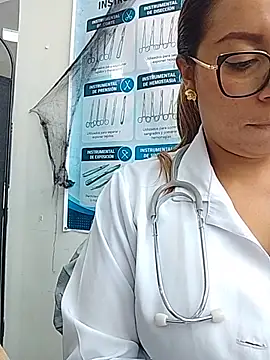 Dr-Kathy_23 Show in webcam