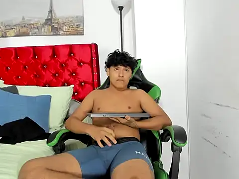 kristhofer_levis_ Webcam show