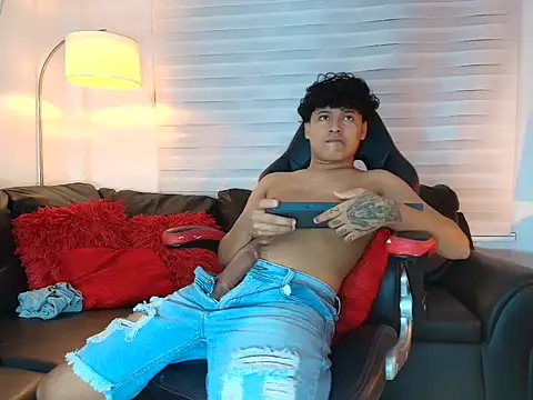 kristhofer_levis_'s Webcam Show